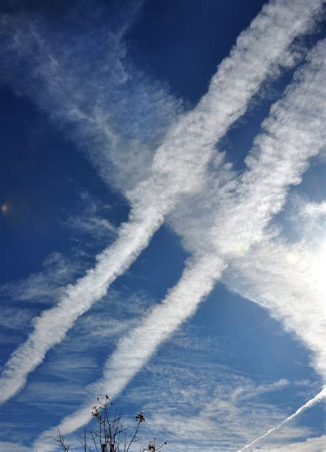 Scientists Just Say No To ‘chemtrails Conspiracy Theory The New York Times