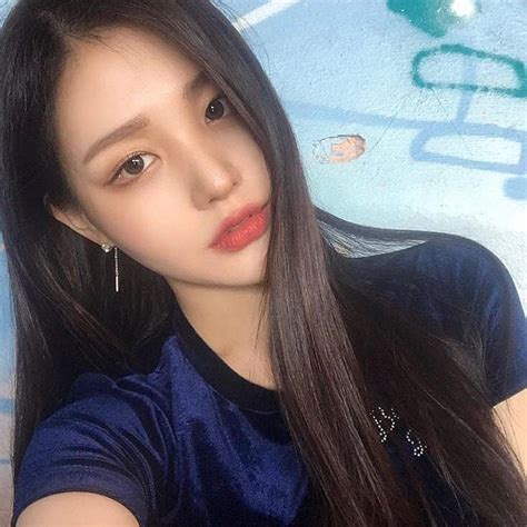 Pin De ᴢᴀɪɴᴀʙ ٠ Em Korea Girls Meninas Asiáticas Bonitas Beleza