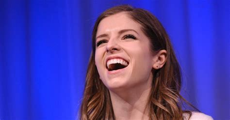 7 Anna Kendrick Singing Clips For Any Mood Because Her Voice Can Lift