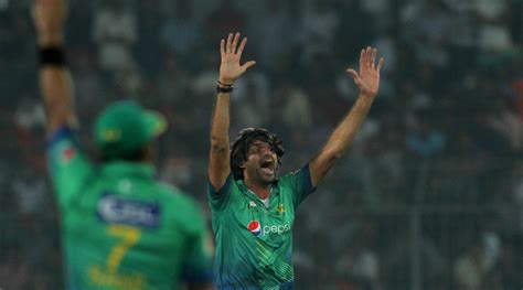 Cricket News Mohammad Irfan Quashes Rumours Of His Death In Car Accident 🏏 Latestly