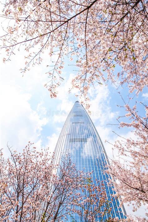 Seoulsouth Korea April 2019 Look Up View Of The Tallest Building In