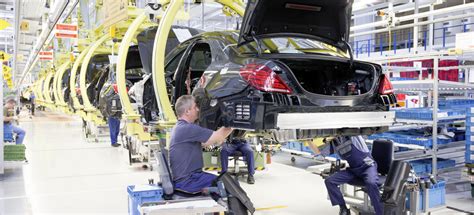 Arbeitsplatzabbau Bei Daimler Daimler Will Vor Allem In Deutschland