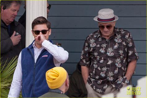 Zac Efron Gets Ready To Hit Some Balls For Dirty Grandpa Photo
