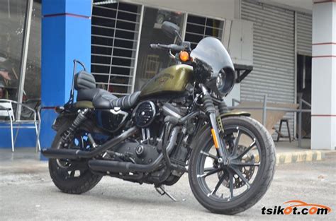 Sportster iron 883 looks & styling. Harley-Davidson Sportster Iron 833 2013 - Motorbike for ...