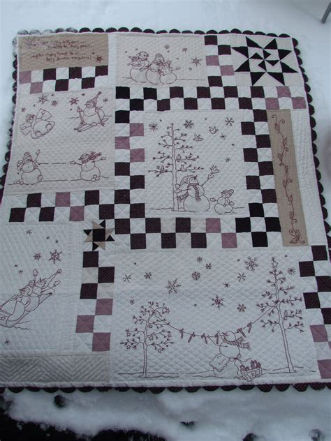 Winter Wonderland Crab Apple Hill Witch Quilt Christmas Quilts