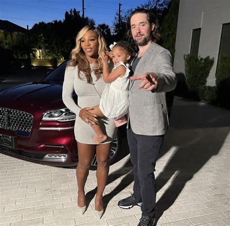 serena williams posed with her husband alexis ohanian and daughter olympia in naked wardrobe