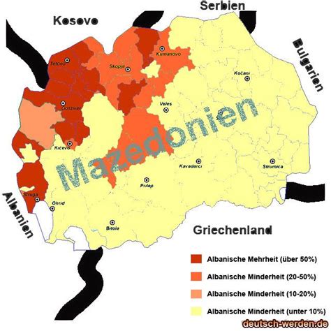 Mazedonien karte zeigt die umliegenden l?nder mit internationalen grenzen, 84 gemeinden mit ihren hauptst?dten grenzen und der nationalen hauptstadt. Kosovo Albaner und Albaner aus Albanien / Mazedonien ...