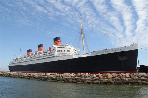 Rms queen mary 2 is the only ocean liner with regularly scheduled transatlantic cruise crossings between england and the usa (southampton and nyc new york). The Queen Mary In New York: An Historic Maritime Vision ...