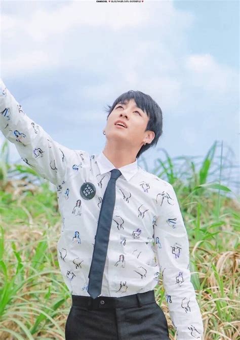 Try watching videos on bts channel. Jungkook- Butterfly Dream Exhibition | Bts concept photo ...