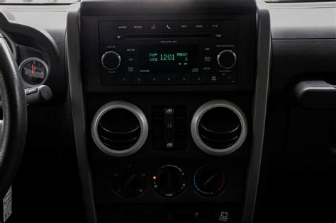 Detailed features and specs for the used 2010 jeep wrangler unlimited sahara including fuel economy, transmission, warranty, engine type, cylinders, drivetrain and more. Used 2010 Jeep Wrangler Unlimited Sahara 4WD 4dr Sahara ...