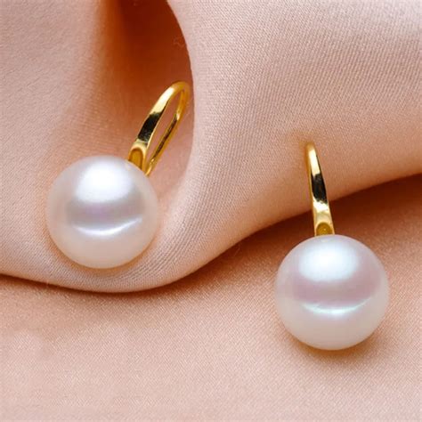 Free Shipping Hot Sale Fashion Pearl Stud Earrings New Natural 9 10mm