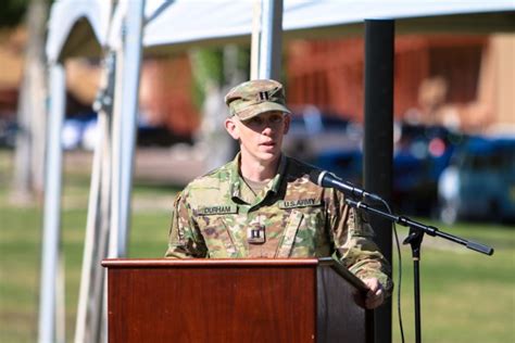 Hhc Garrison Welcomes New Commander Article The United States Army