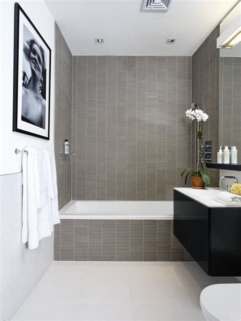 Check spelling or type a new query. Best Tile Shower Surround Design Ideas & Remodel Pictures ...