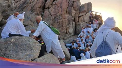 Potret Gua Hira Di Jabal Nur Dipadati Pengunjung Pasca Puncak Haji