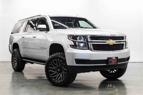 Lifted 2015 Chevroet Suburban Ultimate Rides