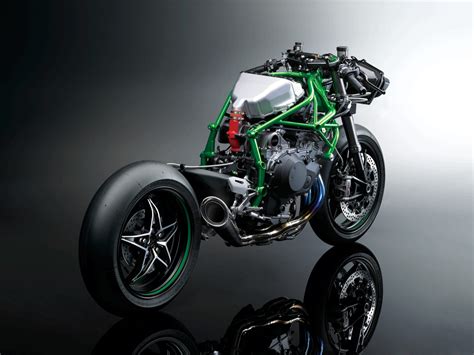 Avec cette sportive totalement surréaliste, la firme d'akashi ose commercialiser un engin délirant. 2015 Kawasaki Ninja H2R : Body, Specifications and ...