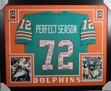 1972 Miami Dolphins Team 22 Autographed Signed Framed Dolphins Jersey Jsa