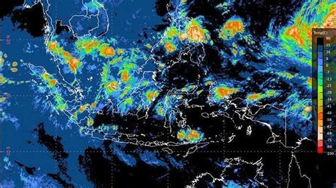 Waspada cuaca ekstream dan angin kencang pada 2 januari 2020. Prediksi Cuaca BMKG Hari Ini: Jakarta Diguyur Hujan Deras ...