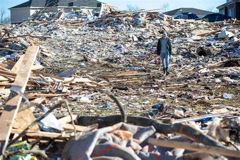 Shocking Photos Of The Tornado Damage In Kentucky Illinois