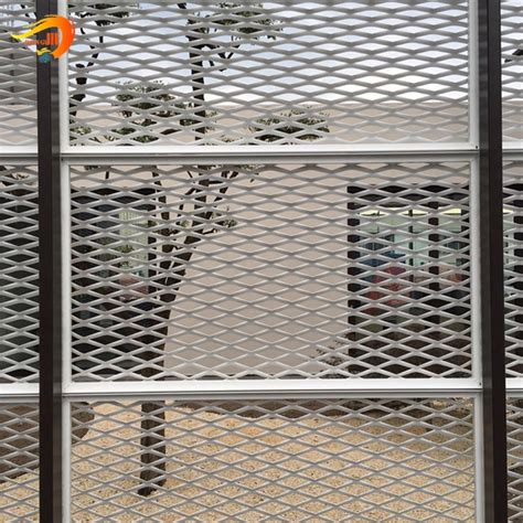 China High Reputation Heavy Expanded Metal Outdoor Durable Decorative