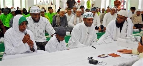Subhanallah, Anak Kepala Suku Asmat Hafiz Quran | Republika Online