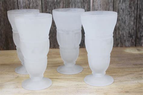 Vintage Frosted Glass Ice Cream Soda Glasses For Floats Malts