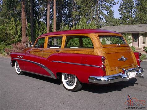 Excellent model with nice durable paintwork and authentic details. 1953 Buick Super Series 50 Woody Estate Wagon