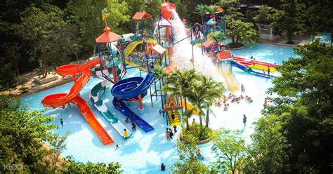 Spend the day at penang's most exciting amusement park and try out over 38 rides and attractions with family. ESCAPE Theme Park in Penang