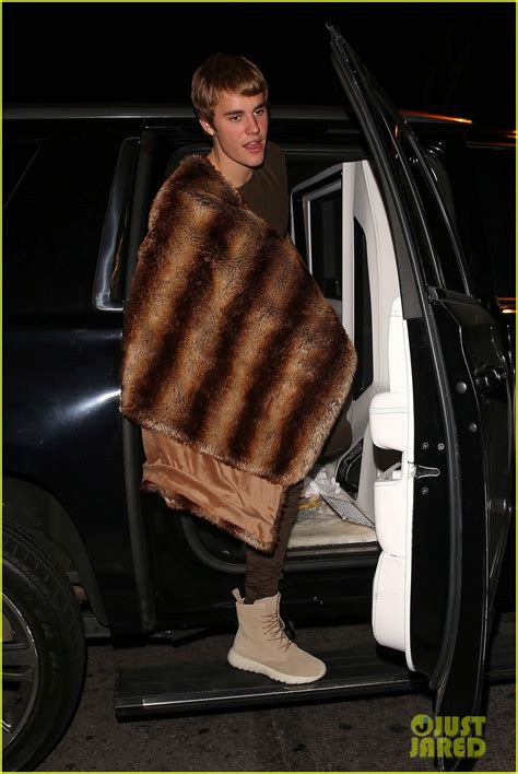 photo justin bieber asks paparazzi why you gotta yell at me 03 photo 3825782 just jared