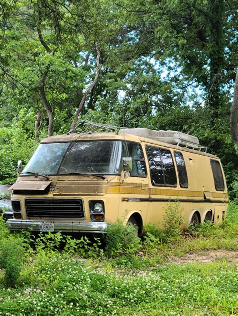 My 76 Gmc Motorhome Im Going To Be Starting A Full Frame Up