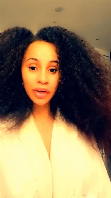 Cardi B Revealed Her Natural Hair And Says Shes So Proud Of It — Photos Allure