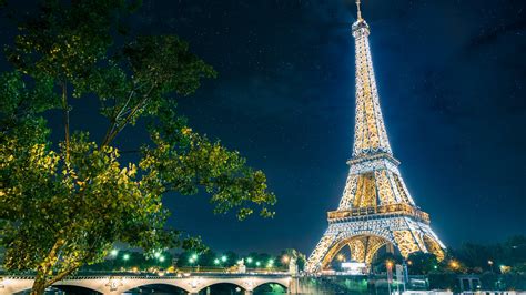 Paris Eiffel Tower Wallpapers Hd Wallpapers Id 13017