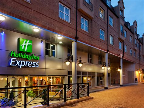 Hotel Holiday Inn Express Homecare24