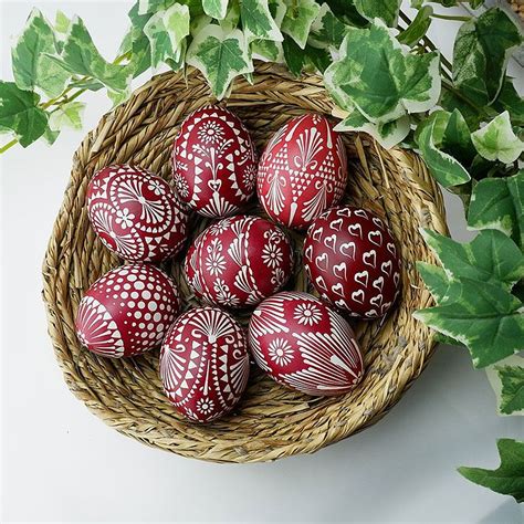 Beautiful And Unique Hand Painted Easter Eggs Easter Eggs