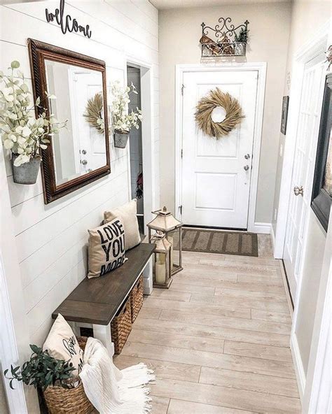 93 Smart Farmhouse Rustic Entryway Decorating Ideas 76 ~