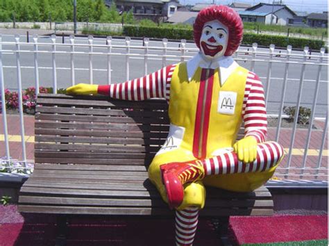 Image Bench Sitting Ronald Mcdonalds Wiki Fandom Powered By