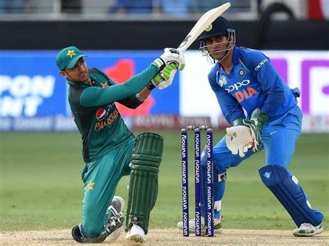 India vs Pakistan Live Score: Use These Apps for ICC Cricket World Cup ...