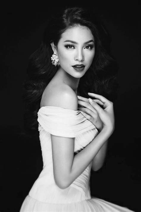 Pham Huong Miss Universe Vietnam Glamour Fashion Portrait