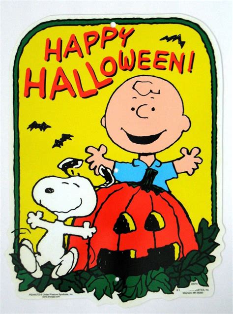 Download Charlie Brown Halloween With Snoopy Wallpaper