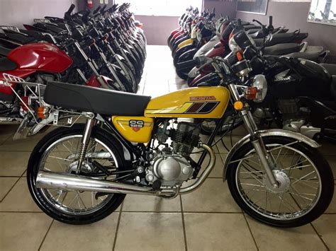 Designed for younger riders and smaller adults, it's loaded with features to minimize hassle and make riding more enjoyable. Honda CG 125 1982/1982 - Salão da Moto - 6503