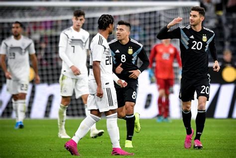 Professional football player at bayer leverkusen. Ini Kata Lucas Alario Usai Bobol Gawang Jerman | Republika ...