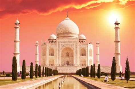 Private Sunrise Tour Of Taj Mahal From Delhi