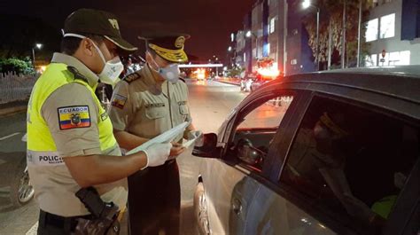 Según el texto publicado en el boe, «durante el periodo comprendido entre las 23:00 y las 6:00 horas, las personas únicamente podrán circular por. ¿Qué significa la ampliación del toque de queda en Ecuador?
