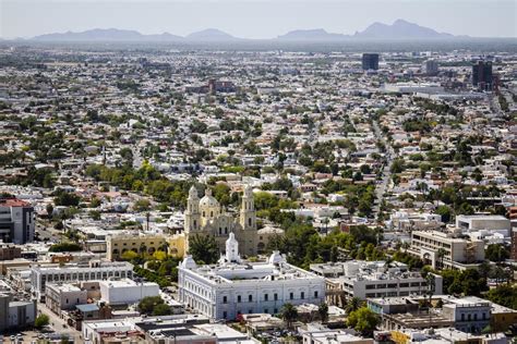 As Hermosillo Grows At Edges Some See A Future In The Center Fronteras