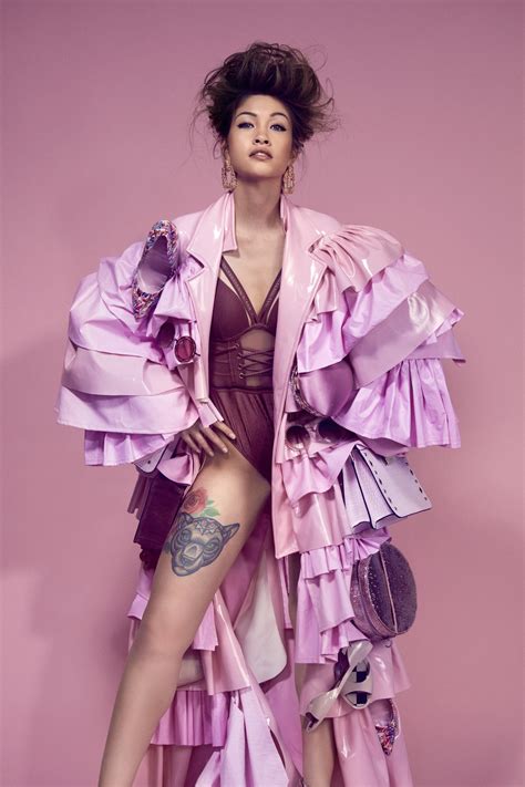 Żaklina ta dinh, jedna z bohaterek siódmej edycji programu top model, ogłosiła, że jest w ciąży. Ai là đại diện Việt Nam ghi dấu ấn trong show thực tế nước ...