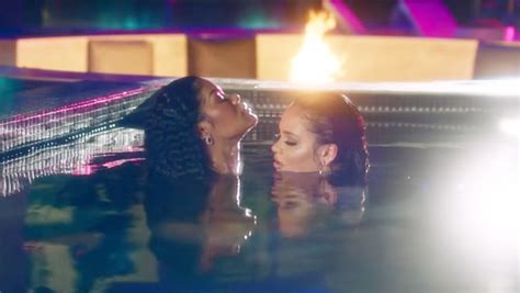 Teyana Taylor And Kehlani In ‘morning Video Steamy Pda In Hot Tub Hollywood Life