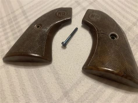 Rohm Rg 66 22lr Revolver Parts Grips And Nitre Blued Grip Screw 1500