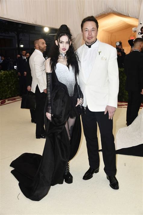 They are, by far, the most chaotic couple of 2020! Roko's Basilisk and How Elon Musk Met his Girlfriend ...