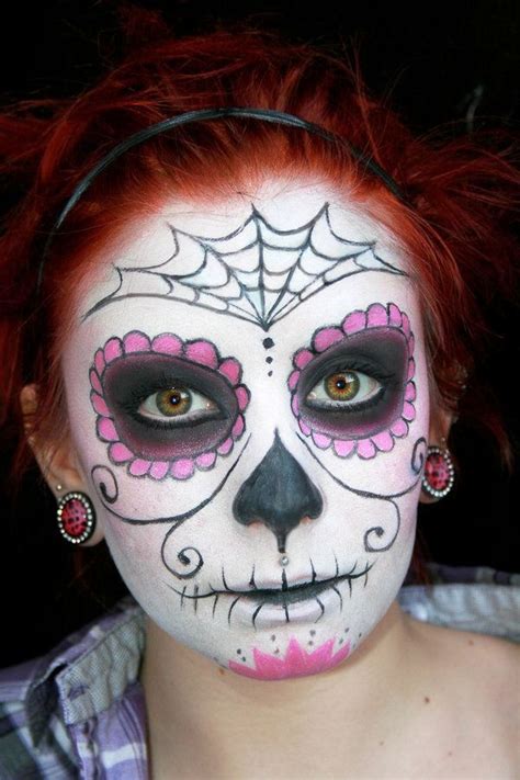 30 Sugar Skull Halloween Makeup Ideas to Look Scary - Flawssy