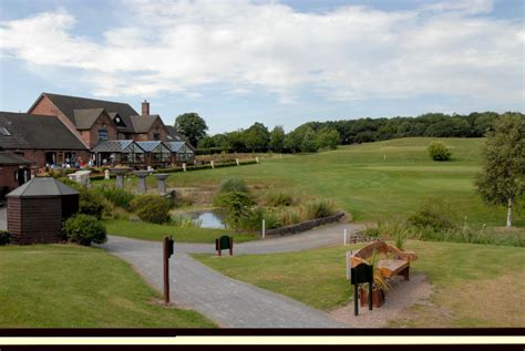 Wedding Venue In Leicester Forest Hill Golf Club Ukbride